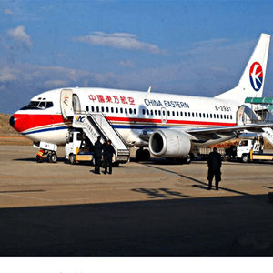 珠海航空运输航空快运业稳步发展的原因是什么？